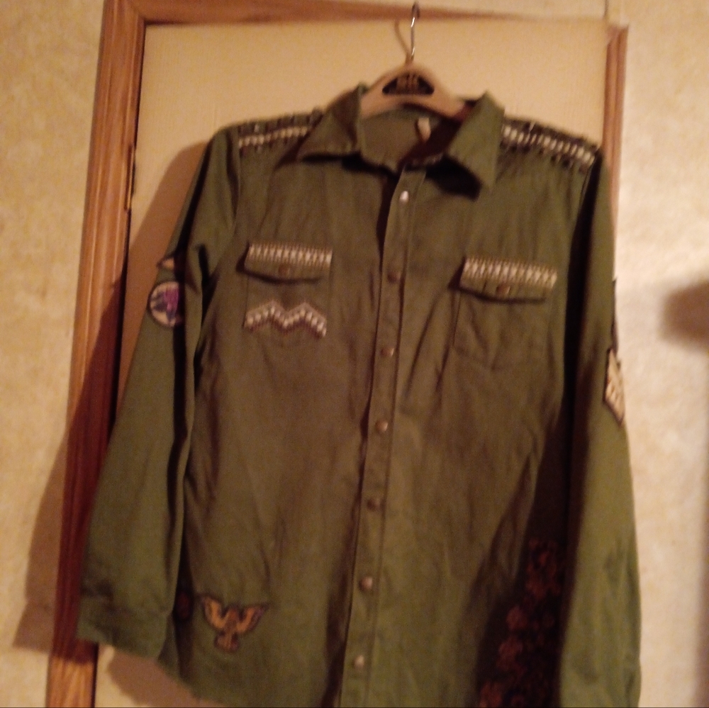 Embellished shirt jacket - Picture 2 of 5